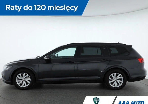 Volkswagen Passat cena 76000 przebieg: 113845, rok produkcji 2020 z Brusy małe 211